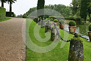 Jardin du Manoir dÃ¢â¬â¢Eyrignac photo